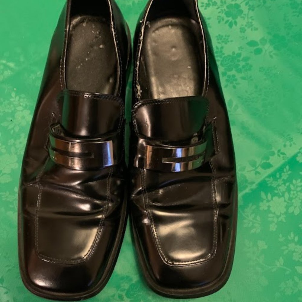 Men's Gucci Loafers Size 9-Great deal!
